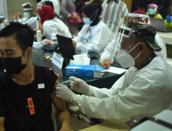 Kejar Target, Jokowi Incar 2 Juta Vaksin Agustus Mendatang