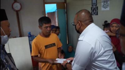 Andre Rosiade Bantu Korban Luka Bakar di Lima Kaum, Tanahdatar
