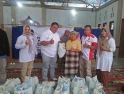 DPC Gerindra Padang Bagikan Ribuan Paket Sembako Andre Rosiade