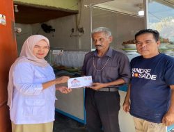 Andre Rosiade Bantu Modal Rumah Makan yang Nyaris Bangkrut di Lubuk Minturun, Padang