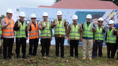 Disaksikan Petinggi Padang Panjang, Wako Fadly Amran Resmikan Pembangunan Sport Center