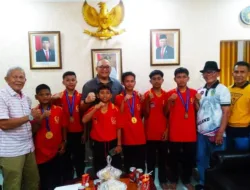 Pegulat Muda Padang Boyong 3 Medali Emas di ajang Piala Gubernur Kaltim