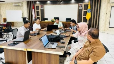 UNP Dampingi Umrah Tanjung Pinang Menuju PTN-BLU